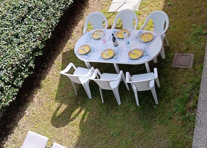 La Casa Al Bmor Love&lake بيت للعطل ميزّيجرا