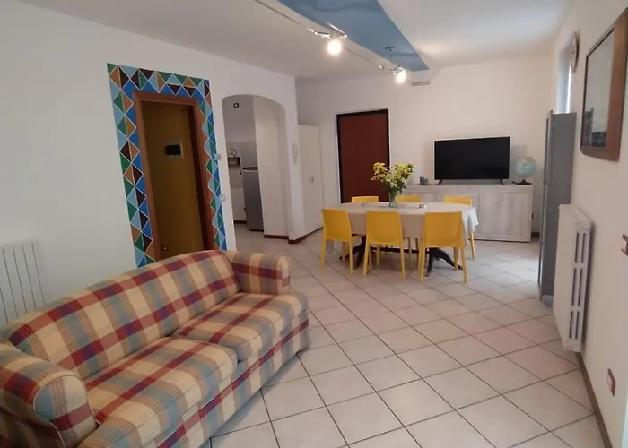 بيت للعطل La Casa Al Bmor Love&lake *